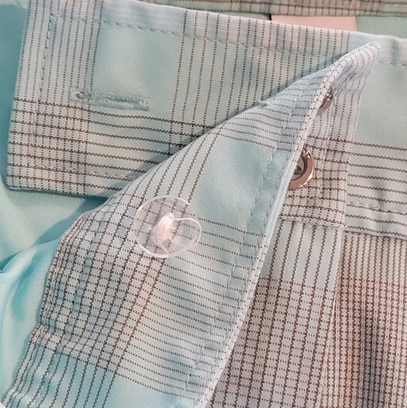 IZOD XFG COOL FX Golf Skort - Picture 10 of 16